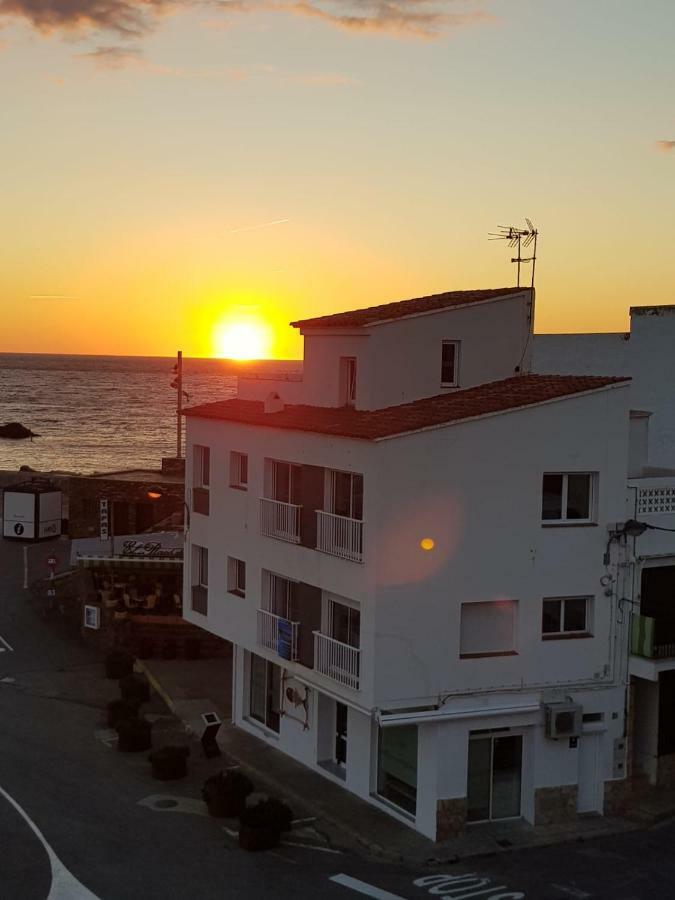 Апартаменты Port De Llanca , La Miranda Экстерьер фото